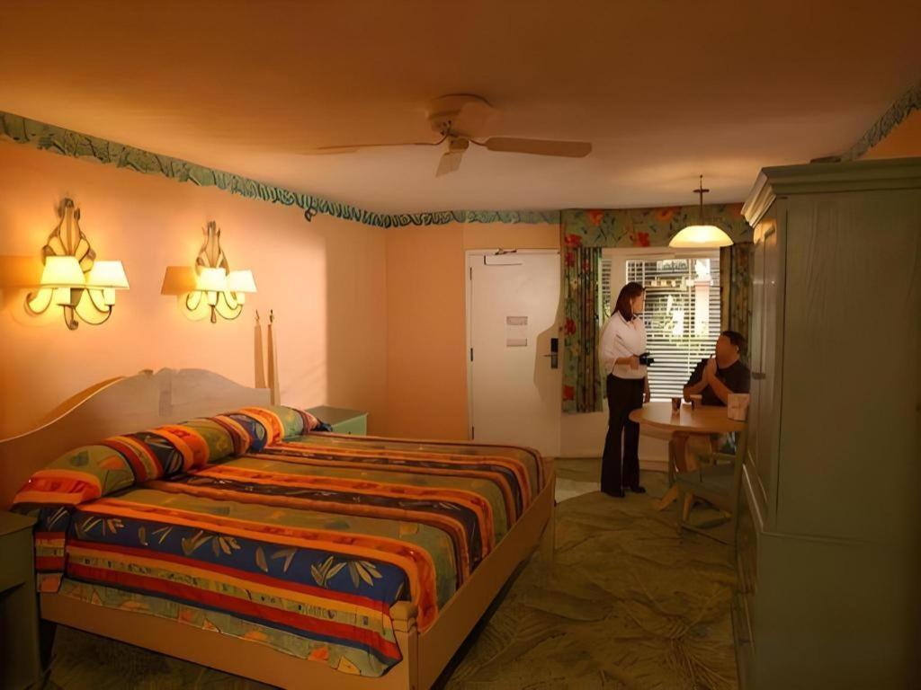Disney'S Caribbean Beach Resort Орландо Экстерьер фото
