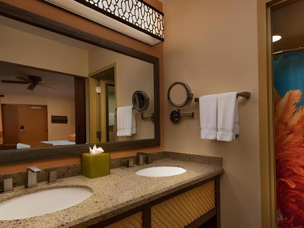 Disney'S Caribbean Beach Resort Орландо Экстерьер фото